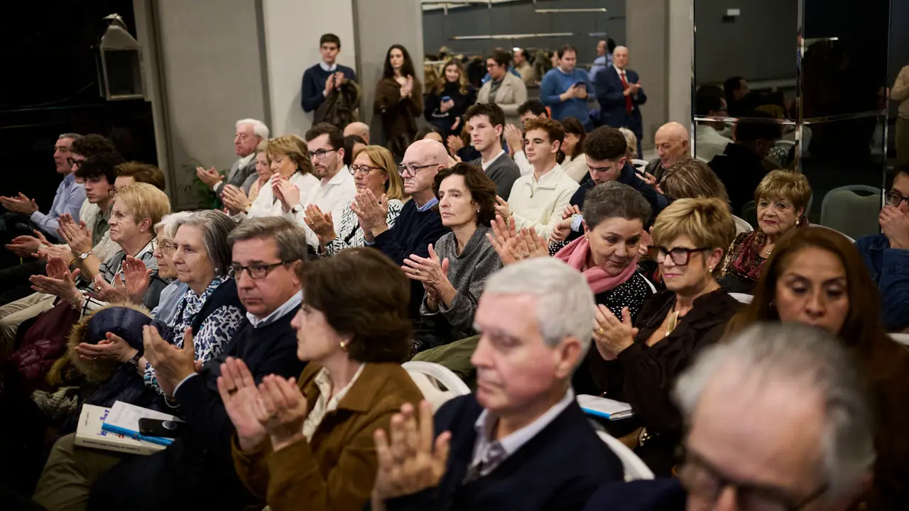 El expresidente del Gobierno de Espa&ntilde;a, Mariano Rajoy Brey, presenta su libro 'El arte de gobernar' en un acto presentado por los populares Sergio Sayas y Carlos Garc&iacute;a Adanero que clausurar&aacute; el presidente del PPN, Javier Garc&iacute;a. PABLO LASAOSA