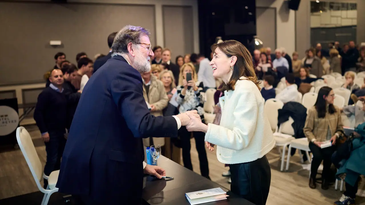El expresidente del Gobierno de Espa&ntilde;a, Mariano Rajoy Brey, presenta su libro 'El arte de gobernar' en un acto presentado por los populares Sergio Sayas y Carlos Garc&iacute;a Adanero que clausurar&aacute; el presidente del PPN, Javier Garc&iacute;a. PABLO LASAOSA