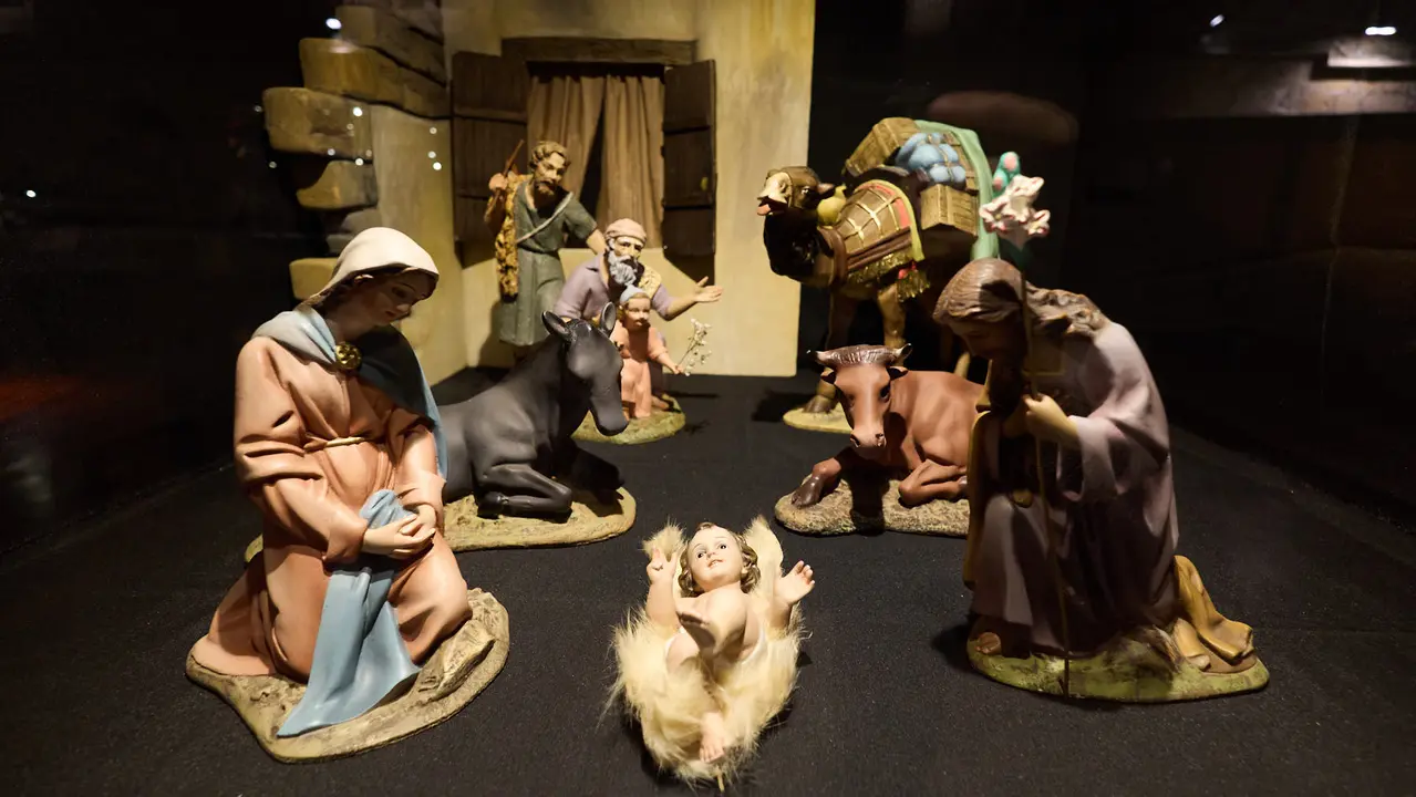 Presentaci&oacute;n de la exposici&oacute;n de belenes en la Catedral de Pamplona. I&Ntilde;IGO ALZUGARAY