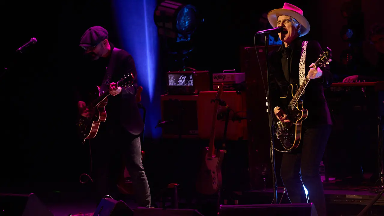 Concierto Mikel Erentxun en el auditorio Baluarte de Pamplona, dentro de sus gira DD40 Mikel Erentxun - Duncan Dhu Tour 2025, que celebra los 40 a&ntilde;os del debut discogr&aacute;fico de Duncan Dhu. I&Ntilde;IGO ALZUGARAY
