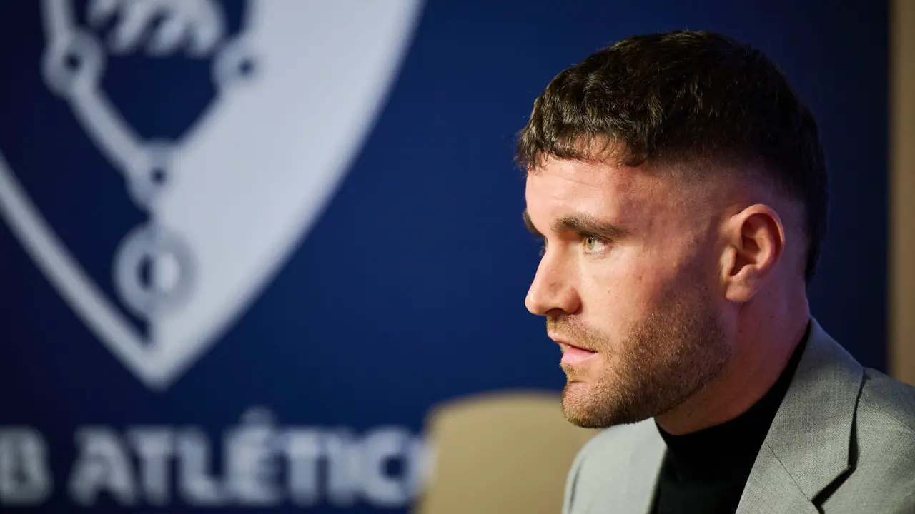 Presentaci&oacute;n de Javi Gal&aacute;n, nuevo jugador de Osasuna para lo que queda de temporada 2025/2026. PABLO LASAOSA