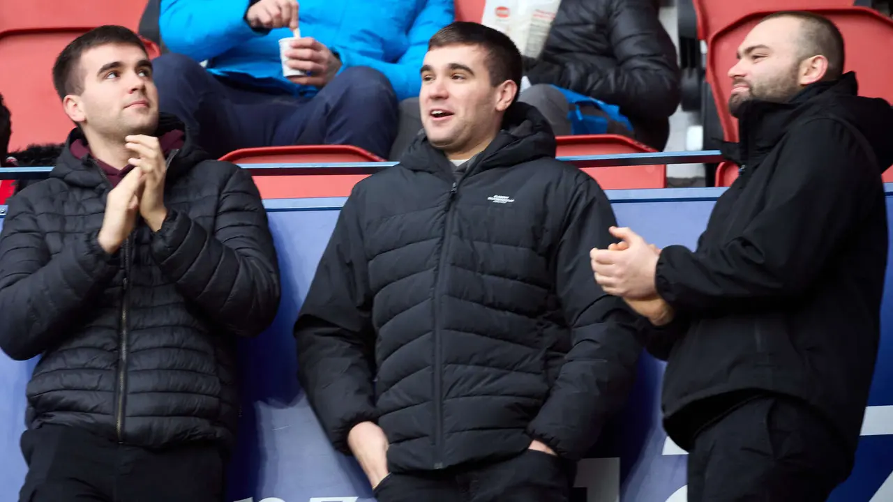 La grada del estadio de El Sadar durante el partido de La Liga EA Sports entre CA Osasuna y Athletic Club disputado en Pamplona. I&Ntilde;IGO ALZUGARAY