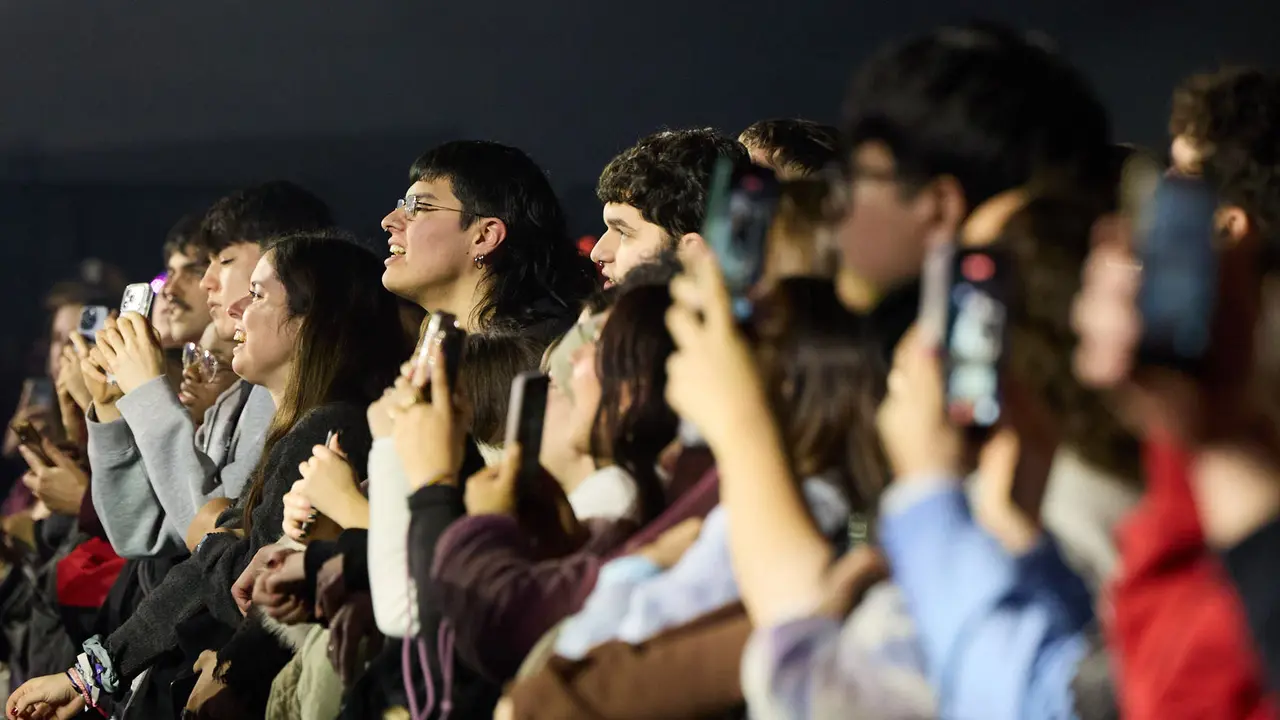 Concierto de Amaia en el pabell&oacute;n Navarra Arena con el que inicia su gira de Arenas 2026. I&Ntilde;IGO ALZUGARAY