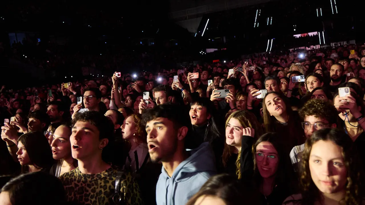 Concierto de Amaia en el pabell&oacute;n Navarra Arena con el que inicia su gira de Arenas 2026. I&Ntilde;IGO ALZUGARAY