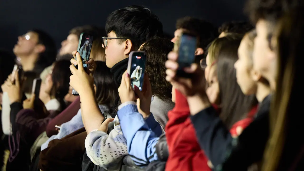 Concierto de Amaia en el pabell&oacute;n Navarra Arena con el que inicia su gira de Arenas 2026. I&Ntilde;IGO ALZUGARAY