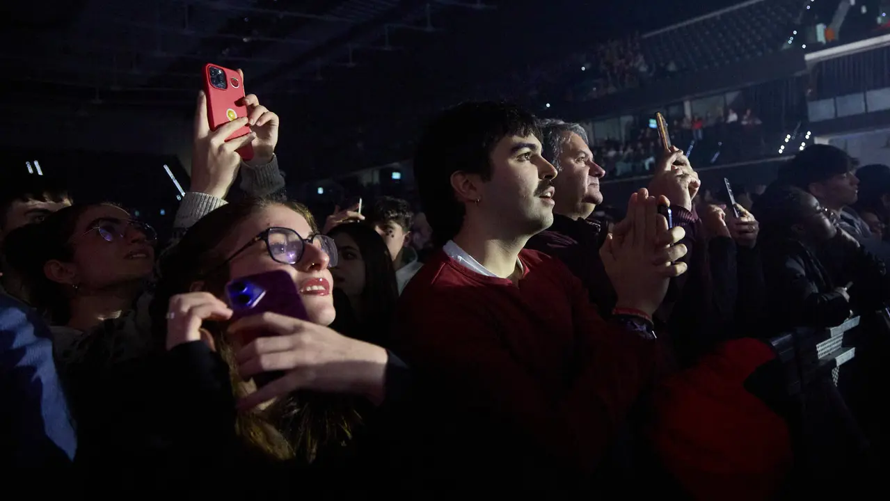 Concierto de Amaia en el pabell&oacute;n Navarra Arena con el que inicia su gira de Arenas 2026. I&Ntilde;IGO ALZUGARAY