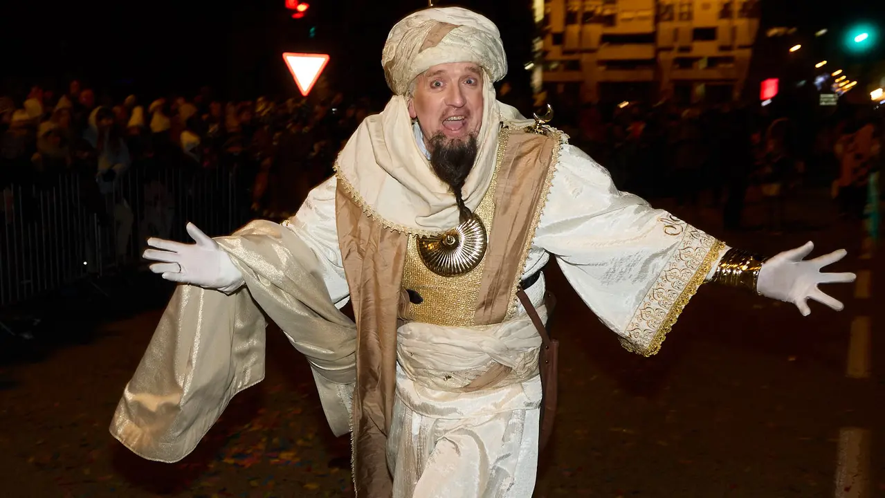 Cabalgata de los Reyes Magos por las calles de Pamplona. I&Ntilde;IGO ALZUGARAY