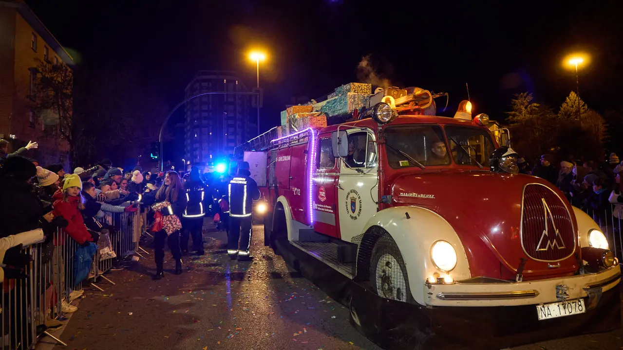 Cabalgata de los Reyes Magos por las calles de Pamplona. I&Ntilde;IGO ALZUGARAY