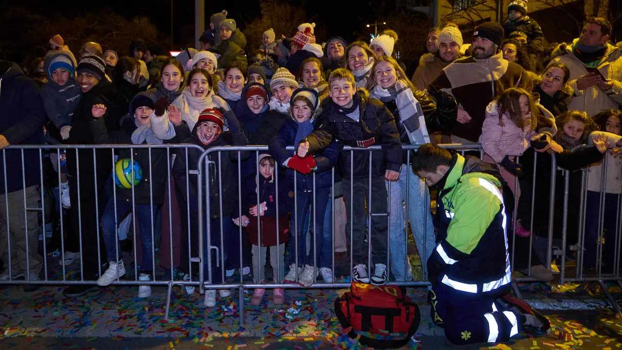 Cabalgata de los Reyes Magos por las calles de Pamplona. I&Ntilde;IGO ALZUGARAY