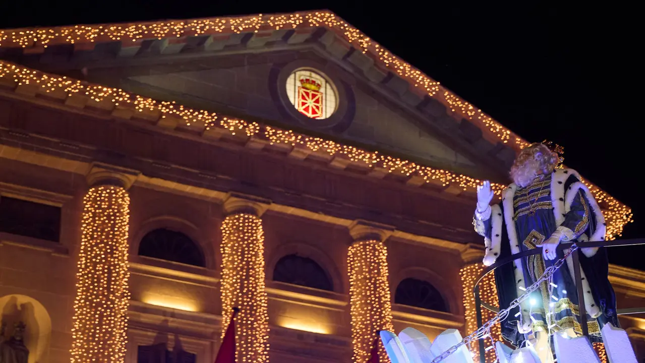 Cabalgata de los Reyes Magos por las calles de Pamplona. I&Ntilde;IGO ALZUGARAY