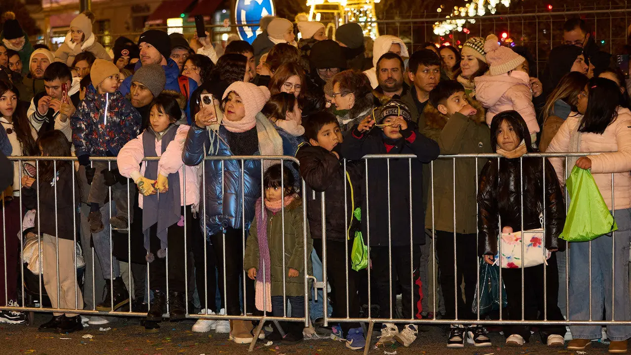 Cabalgata de los Reyes Magos por las calles de Pamplona. I&Ntilde;IGO ALZUGARAY