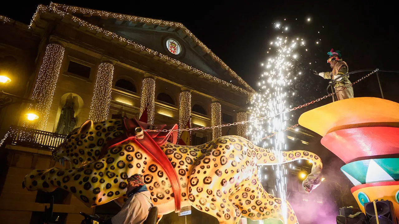 Cabalgata de los Reyes Magos por las calles de Pamplona. I&Ntilde;IGO ALZUGARAY
