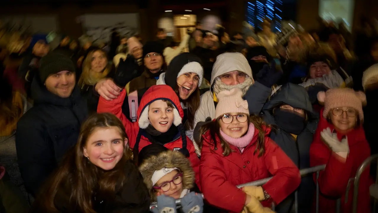 Pamplona recibe a los Reyes Magos durante la Cabalgata 2026. PABLO LASAOSA