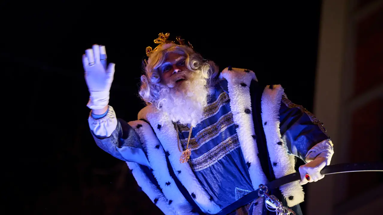 Pamplona recibe a los Reyes Magos durante la Cabalgata 2026. PABLO LASAOSA