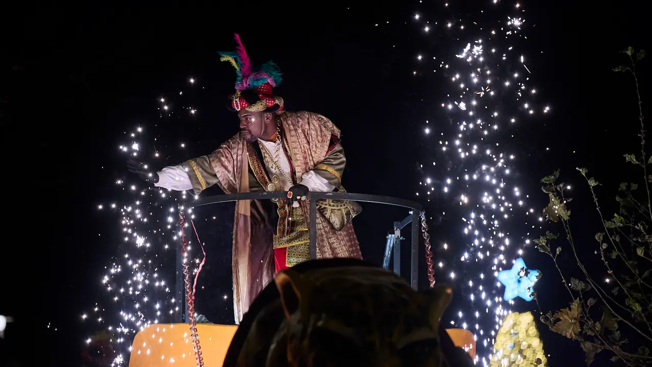 Pamplona recibe a los Reyes Magos durante la Cabalgata 2026. PABLO LASAOSA