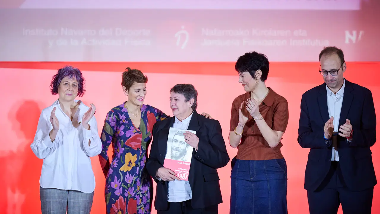 La presidenta del Gobierno de Navarra, Mar&iacute;a Chivite, preside el acto de reconocimiento a los deportistas navarros que han recibido la Medalla de Oro al M&eacute;rito Deportivo. Estar&aacute;n presentes la ministra Elma Saiz, el vicepresidente primero del Gobierno foral, Javier Rem&iacute;rez y la consejera de Cultura, Deporte y Turismo, Rebeca Esnaola. PABLO LASAOSA