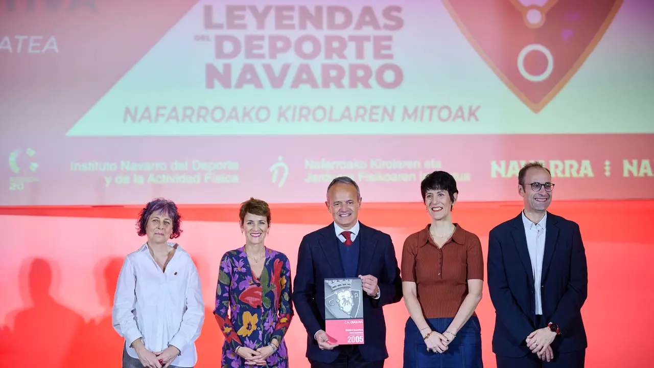 La presidenta del Gobierno de Navarra, Mar&iacute;a Chivite, preside el acto de reconocimiento a los deportistas navarros que han recibido la Medalla de Oro al M&eacute;rito Deportivo. Estar&aacute;n presentes la ministra Elma Saiz, el vicepresidente primero del Gobierno foral, Javier Rem&iacute;rez y la consejera de Cultura, Deporte y Turismo, Rebeca Esnaola. PABLO LASAOSA
