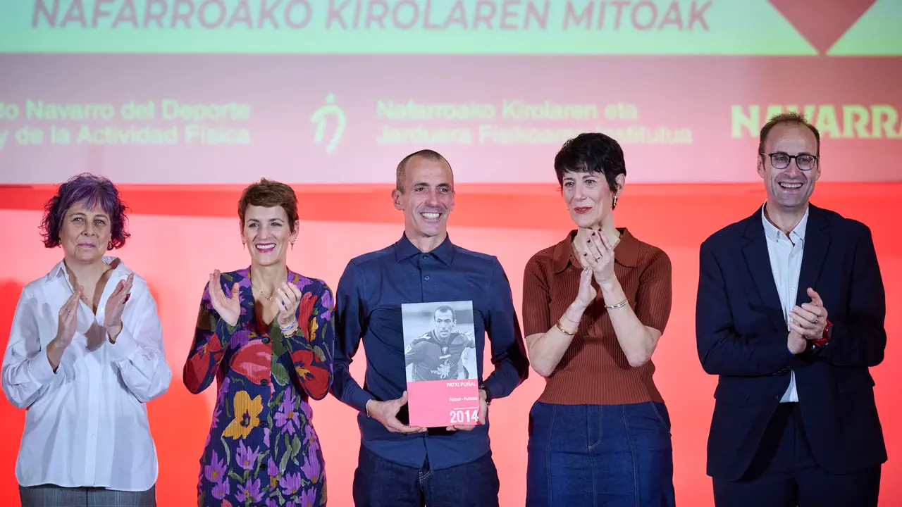 La presidenta del Gobierno de Navarra, Mar&iacute;a Chivite, preside el acto de reconocimiento a los deportistas navarros que han recibido la Medalla de Oro al M&eacute;rito Deportivo. Estar&aacute;n presentes la ministra Elma Saiz, el vicepresidente primero del Gobierno foral, Javier Rem&iacute;rez y la consejera de Cultura, Deporte y Turismo, Rebeca Esnaola. PABLO LASAOSA