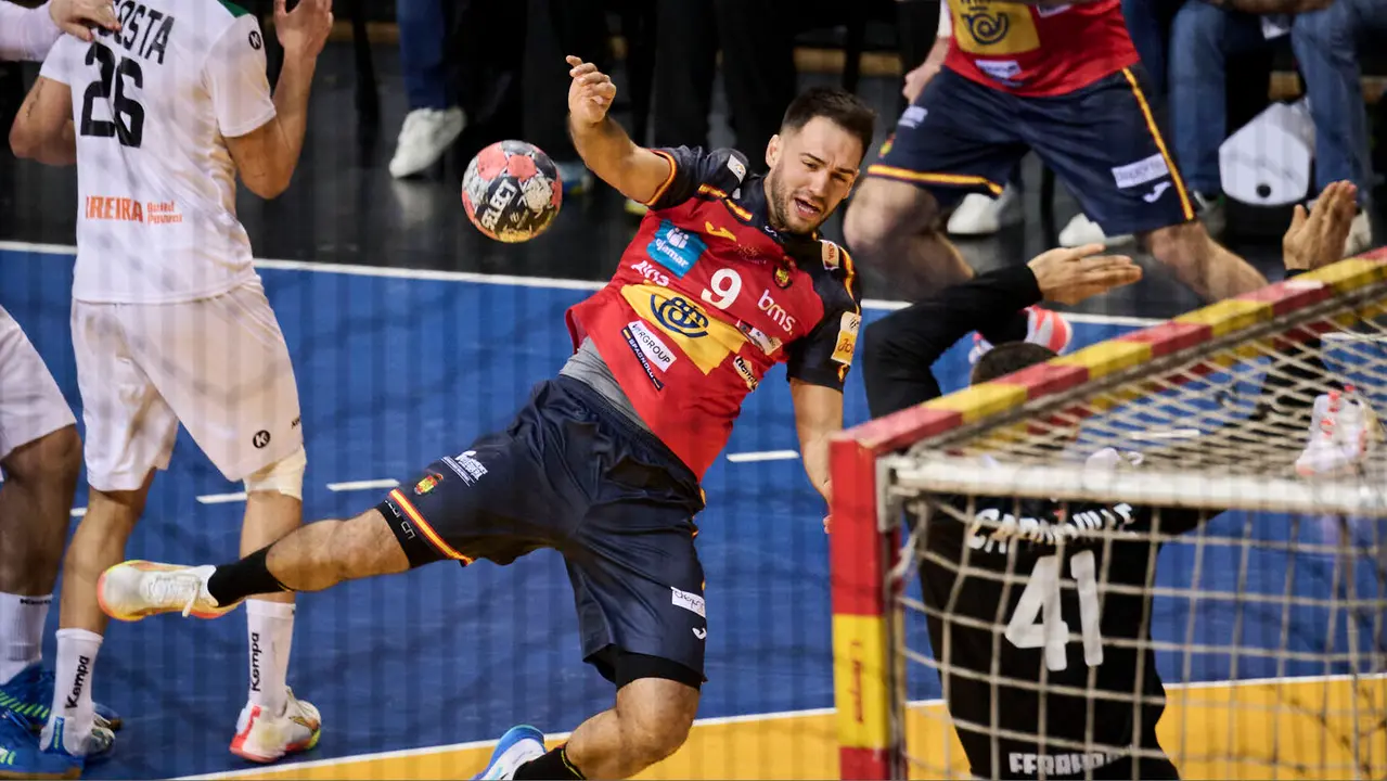 Torneo Internacional de Espa&ntilde;a de Balonmano en el que los Hispanos se han enfrentado a Portugal. PABLO LASAOSA