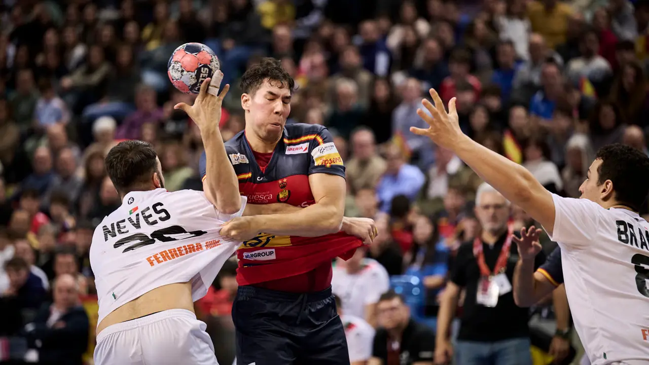 Torneo Internacional de Espa&ntilde;a de Balonmano en el que los Hispanos se han enfrentado a Portugal. PABLO LASAOSA