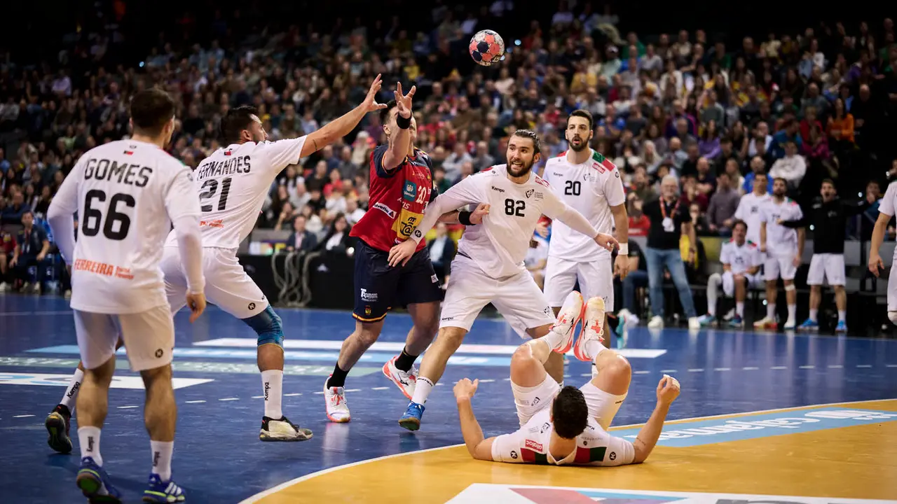 Torneo Internacional de Espa&ntilde;a de Balonmano en el que los Hispanos se han enfrentado a Portugal. PABLO LASAOSA