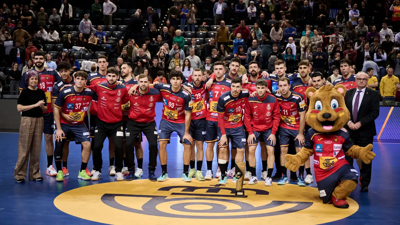 Torneo Internacional de Espa&ntilde;a de Balonmano en el que los Hispanos se han enfrentado a Portugal. PABLO LASAOSA