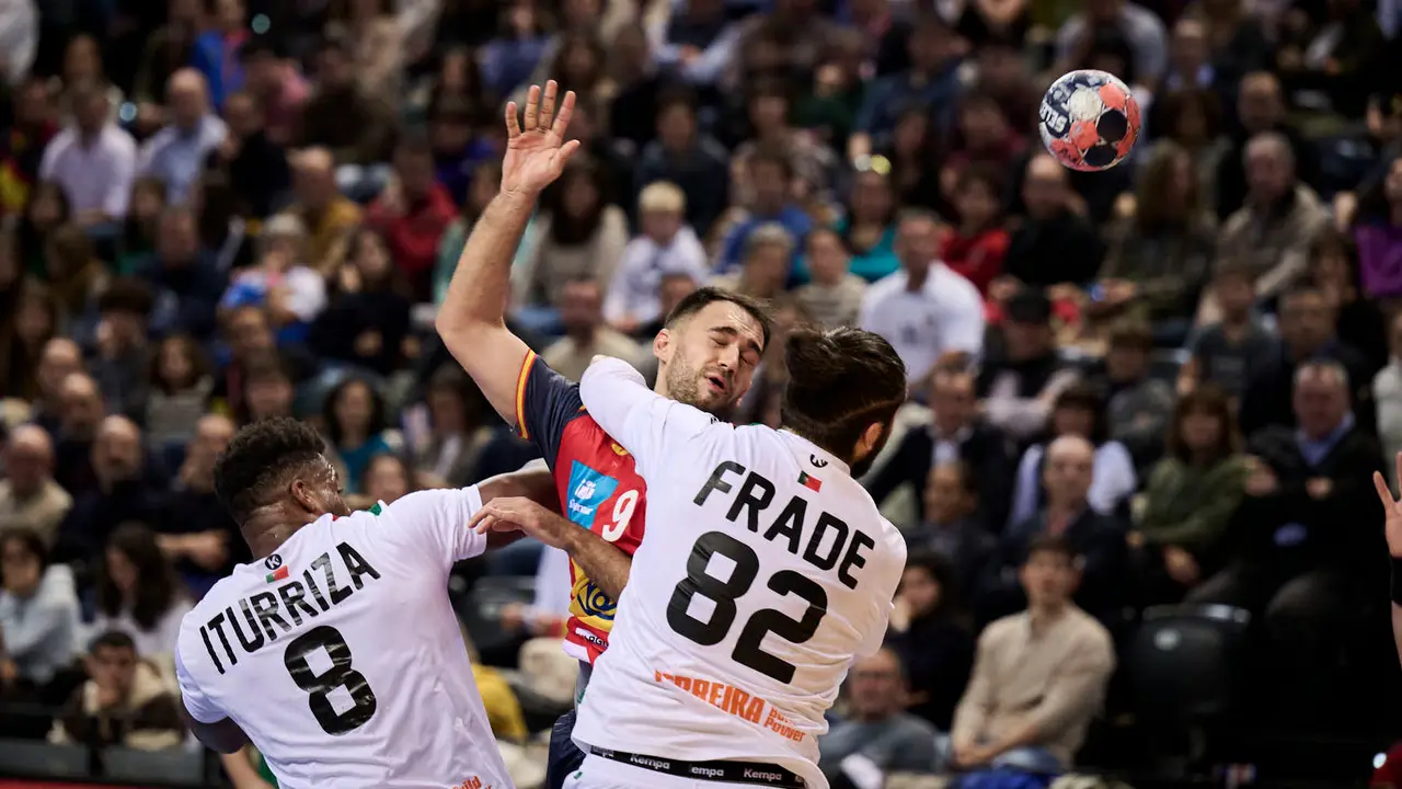 Torneo Internacional de Espa&ntilde;a de Balonmano en el que los Hispanos se han enfrentado a Portugal. PABLO LASAOSA