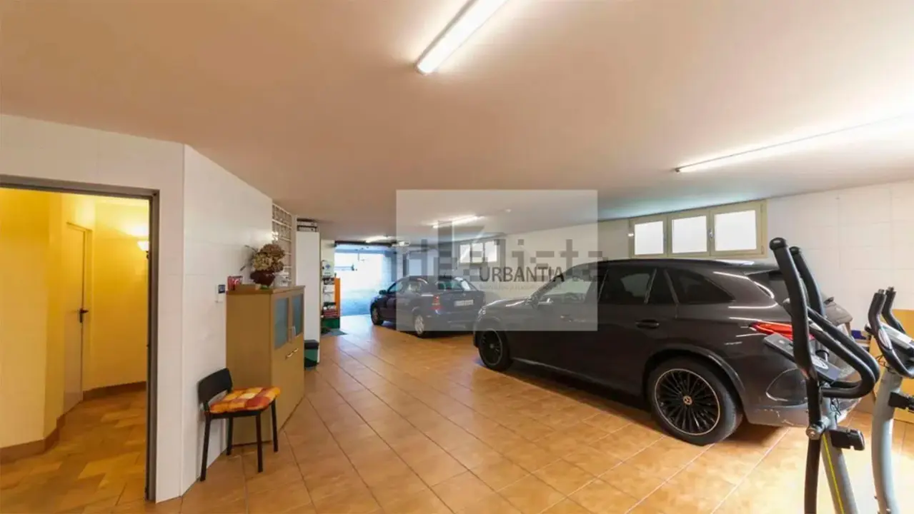 Casa en venta en Patern&aacute;in. URBANTIA / IDEALISTA