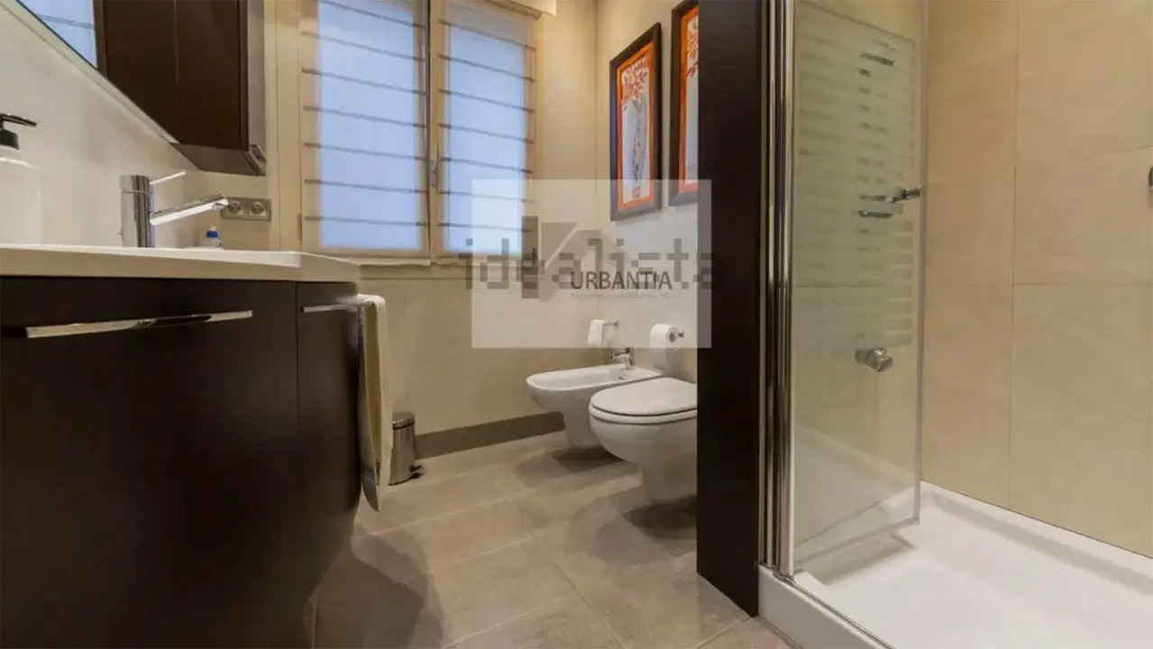 Casa en venta en Patern&aacute;in. URBANTIA / IDEALISTA