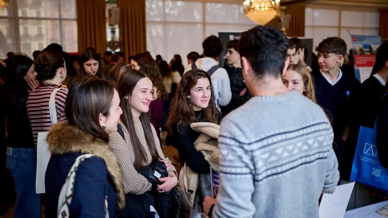 Sal&oacute;n de Orientaci&oacute;n Universitaria UNITOUR 2026, organizado por la consultora C&iacute;rculo Formaci&oacute;n. PABLO LASAOSA
