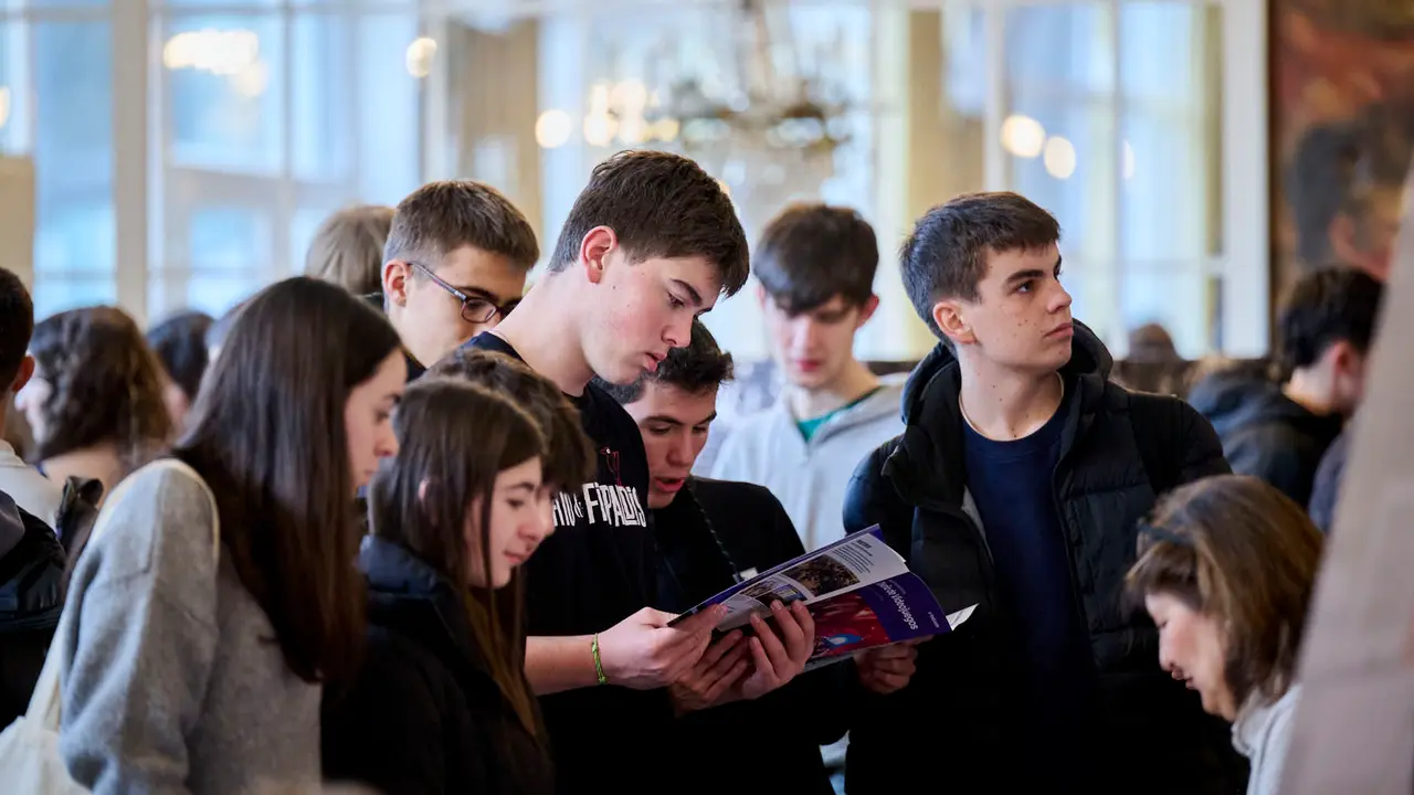 Sal&oacute;n de Orientaci&oacute;n Universitaria UNITOUR 2026, organizado por la consultora C&iacute;rculo Formaci&oacute;n. PABLO LASAOSA