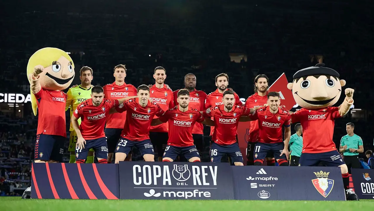 Equipo titular de Osasuna ante la Real Sociedad en la Copa del Rey. Ricardo Larreina / AFP7 / Europa Press