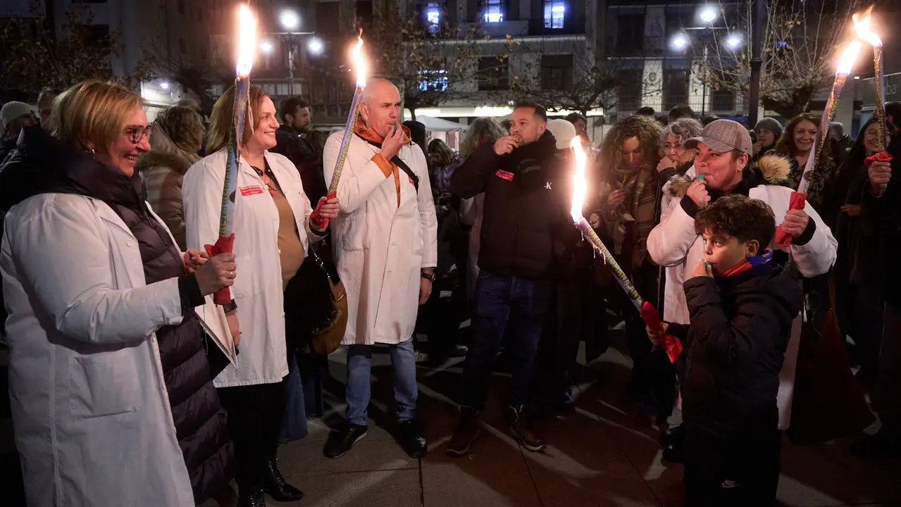 Manifestaci&oacute;n de apoyo al colectivo m&eacute;dico convocada por el Sindicato M&eacute;dico de Navarra (SMN) y el Colegio Oficial de M&eacute;dicos de Navarra. I&Ntilde;IGO ALZUGARAY