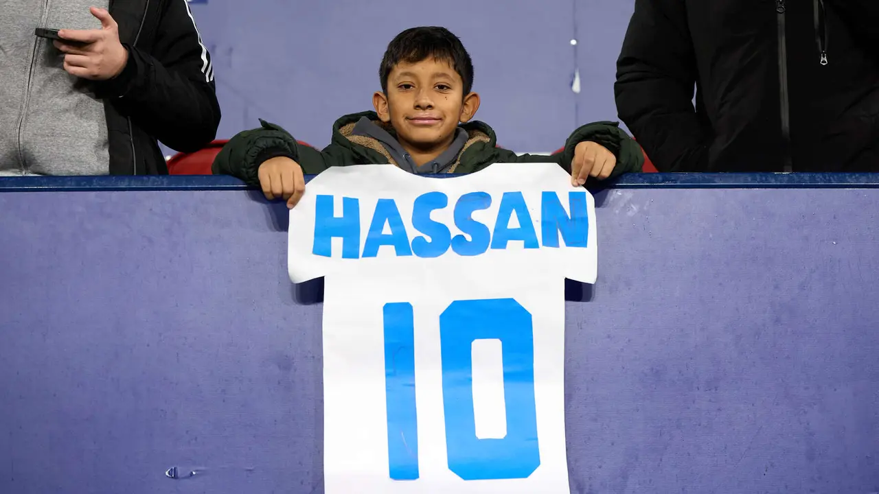La grada del estadio de El Sadar durante el partido de La Liga EA Sports entre CA Osasuna y Real Oviedo disputado en Pamplona. I&Ntilde;IGO ALZUGARAY