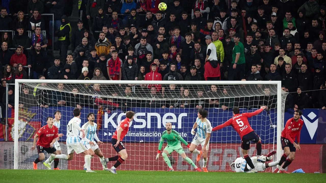 Partido de La Liga EA Sports entre CA Osasuna y Real Oviedo disputado en el estadio de El Sadar en Pamplona. I&Ntilde;IGO ALZUGARAY