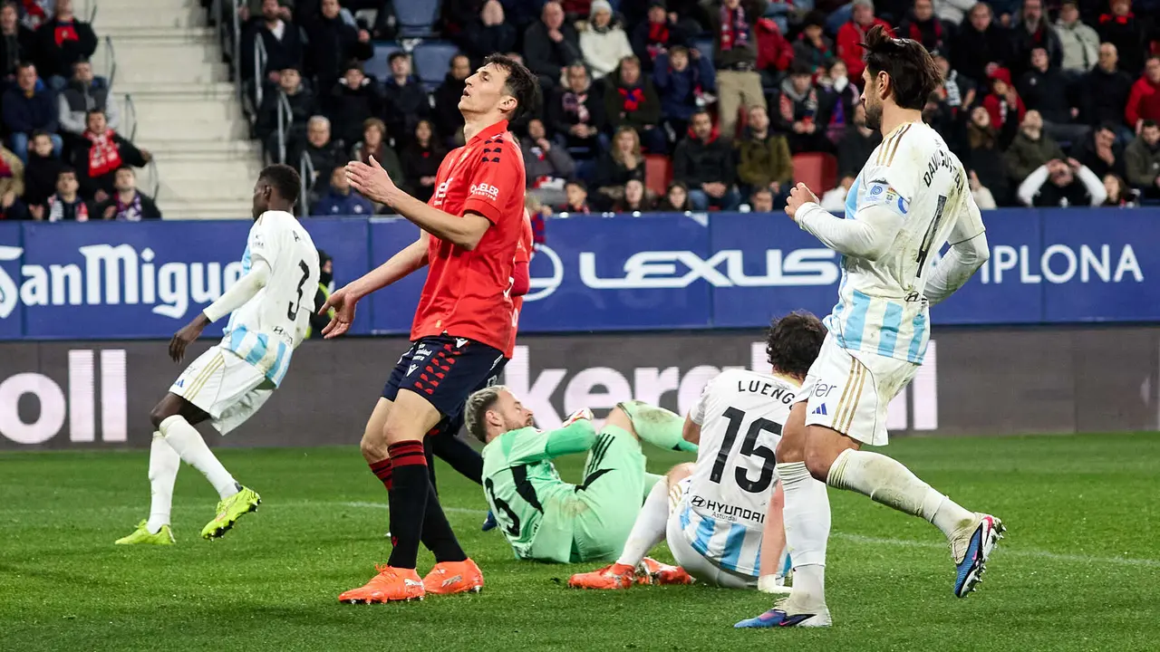 Partido de La Liga EA Sports entre CA Osasuna y Real Oviedo disputado en el estadio de El Sadar en Pamplona. I&Ntilde;IGO ALZUGARAY