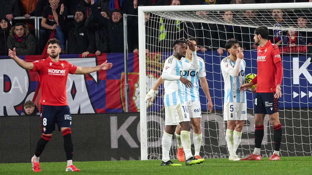 Partido de La Liga EA Sports entre CA Osasuna y Real Oviedo disputado en el estadio de El Sadar en Pamplona. I&Ntilde;IGO ALZUGARAY