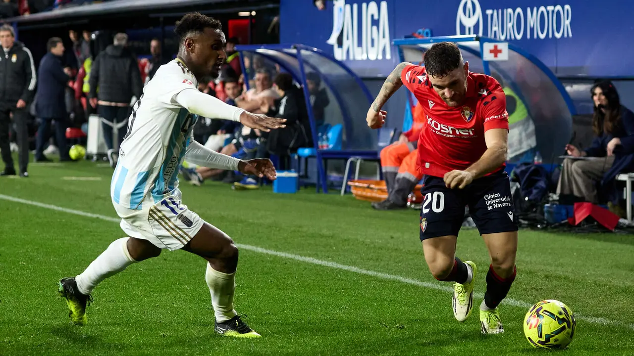 Partido de La Liga EA Sports entre CA Osasuna y Real Oviedo disputado en el estadio de El Sadar en Pamplona. I&Ntilde;IGO ALZUGARAY