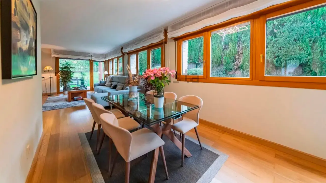 Un recorrido por la casa de lujo que se vende en Gorraiz. IDEALISTA