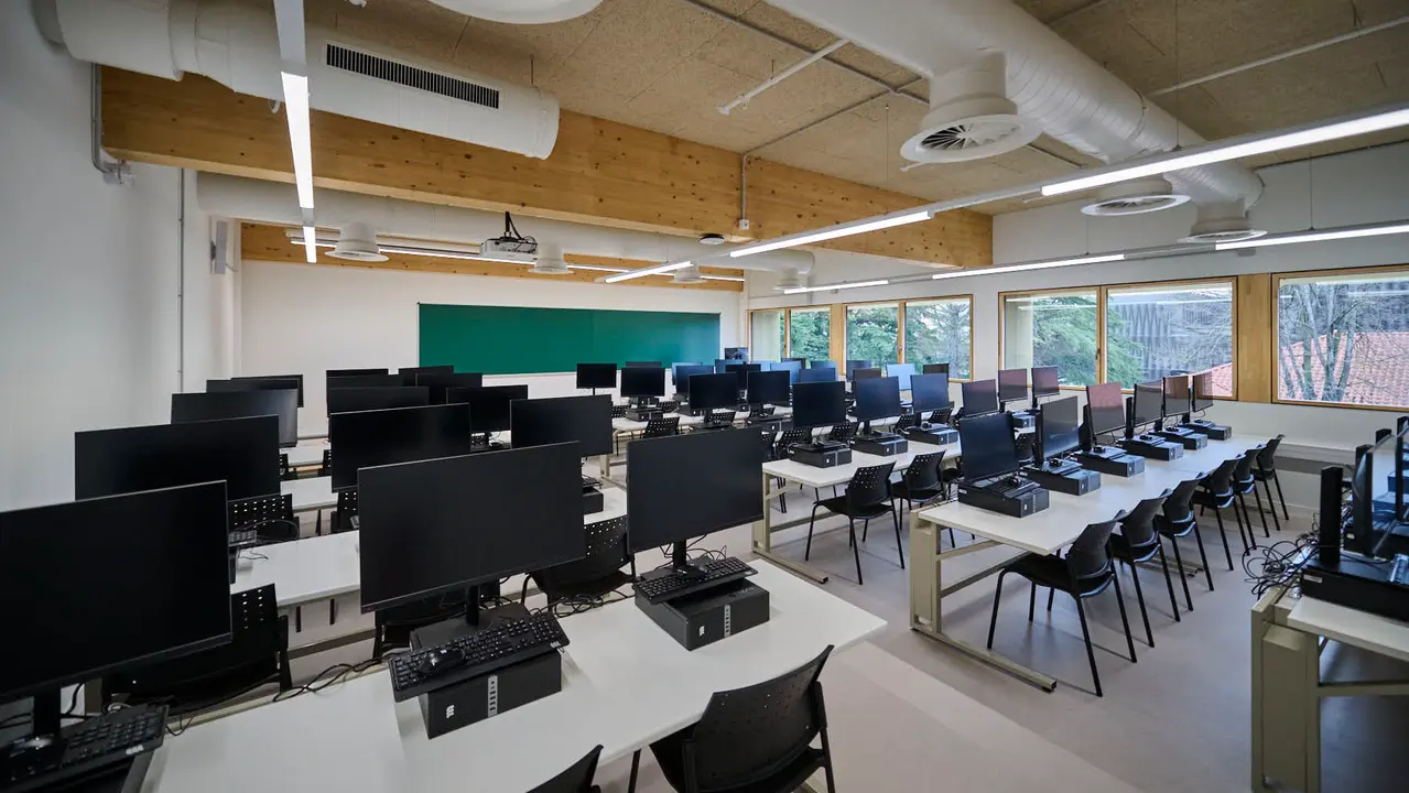 Inauguraci&oacute;n del nuevo edificio de la Facultad de Ciencias de la Salud de la UPNA. PABLO LASAOSA