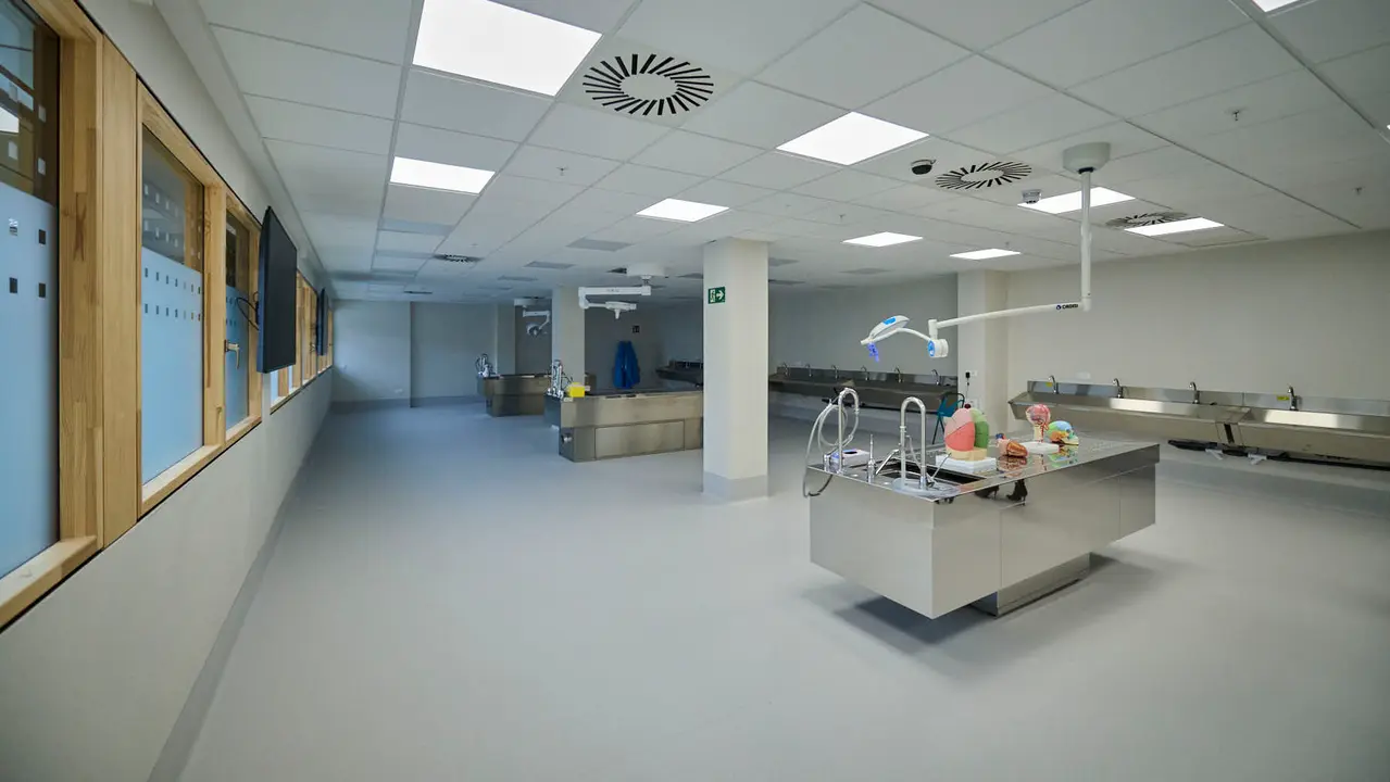 Inauguraci&oacute;n del nuevo edificio de la Facultad de Ciencias de la Salud de la UPNA. PABLO LASAOSA