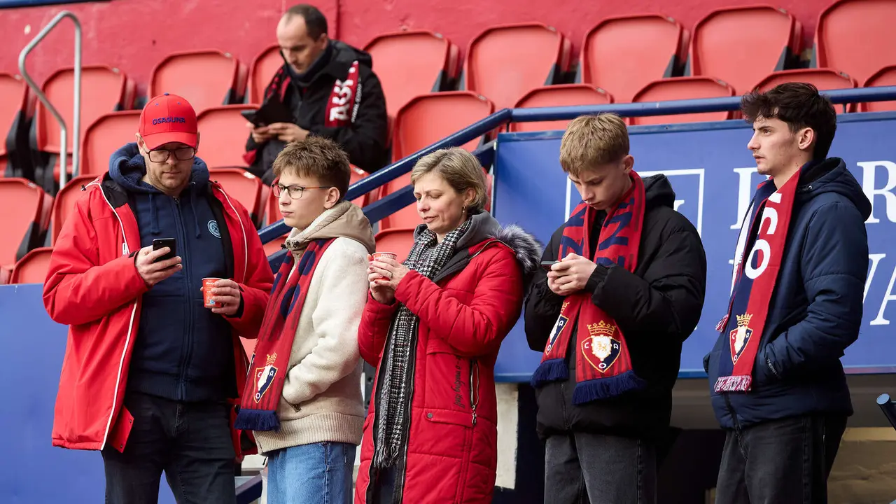 Partido de La Liga EA Sports entre CA Osasuna y Villarreal CF disputado en el estadio de El Sadar en Pamplona. I&Ntilde;IGO ALZUGARAY