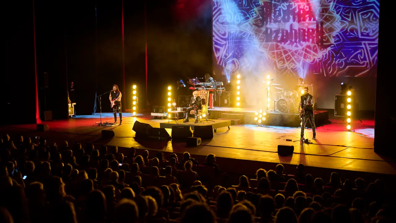 Medina Azahara celebra un concierto en Baluarte durante su gira 2026. PABLO LASAOSA