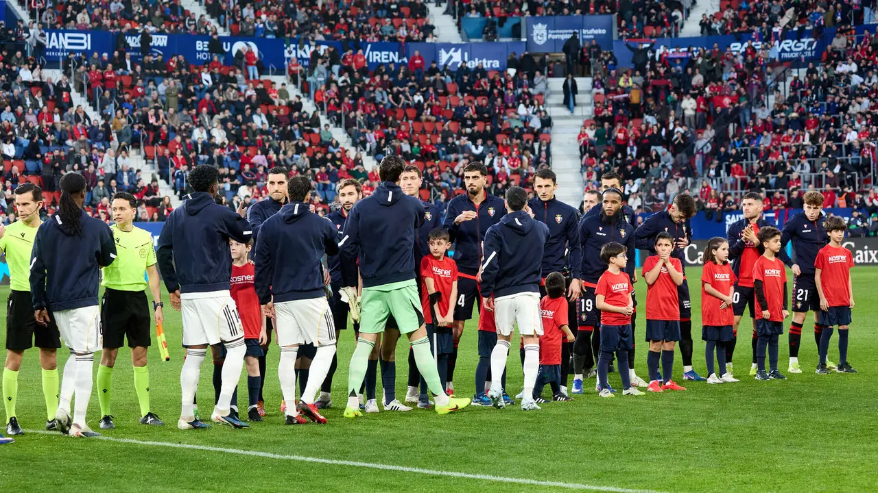Partido de La Liga EA Sports entre CA Osasuna y Real Madrid CF disputado en el estadio de El Sadar en Pamplona. I&Ntilde;IGO ALZUGARAY