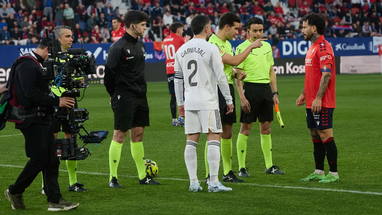 Partido de La Liga EA Sports entre CA Osasuna y Real Madrid CF disputado en el estadio de El Sadar en Pamplona. I&Ntilde;IGO ALZUGARAY