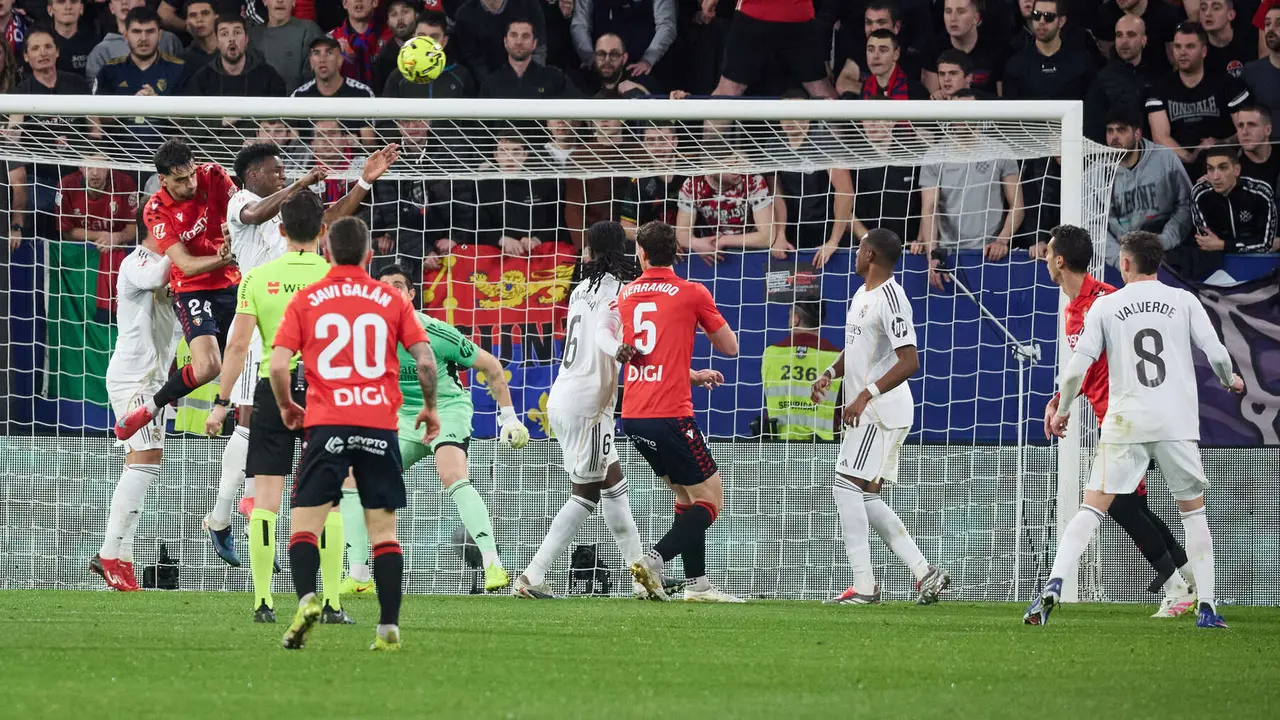 Partido de La Liga EA Sports entre CA Osasuna y Real Madrid CF disputado en el estadio de El Sadar en Pamplona. I&Ntilde;IGO ALZUGARAY