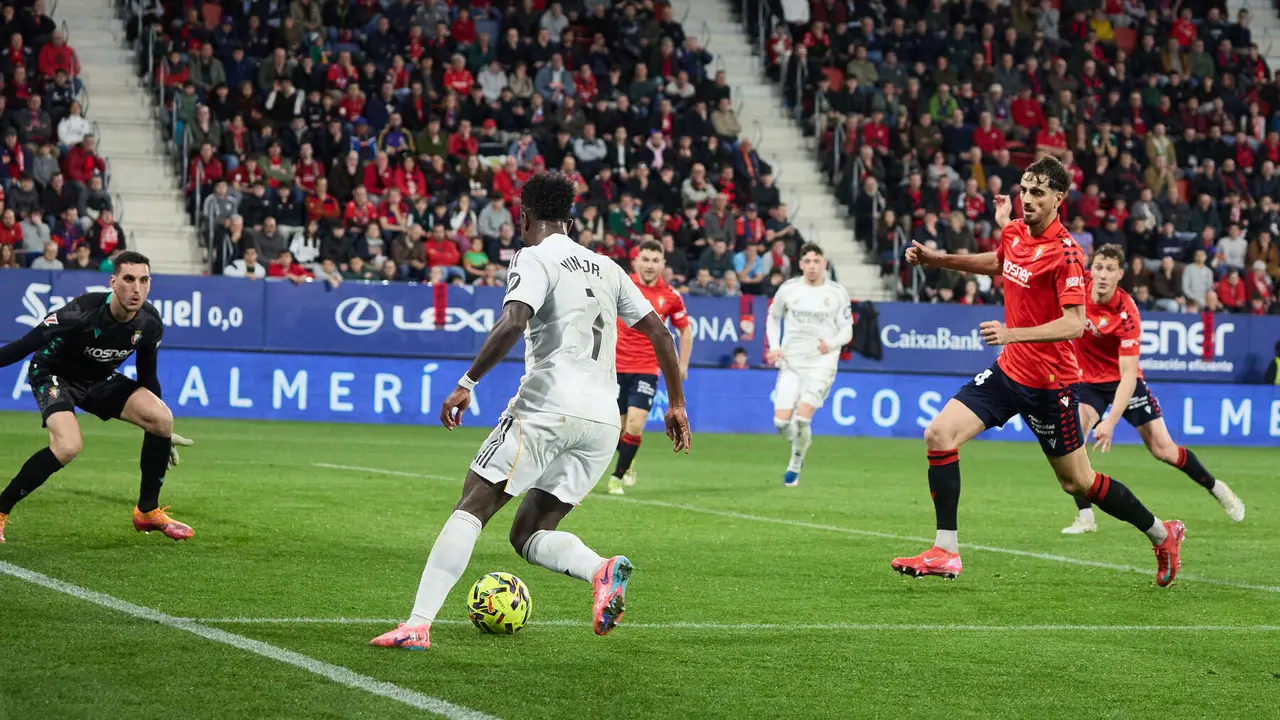 Partido de La Liga EA Sports entre CA Osasuna y Real Madrid CF disputado en el estadio de El Sadar en Pamplona. I&Ntilde;IGO ALZUGARAY