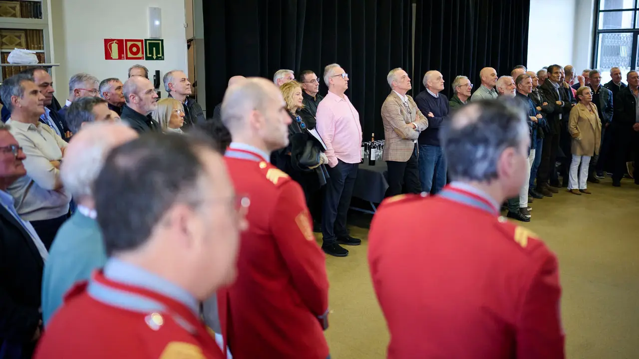 Homenaje a los agentes jubilados dentro de la semana del patr&oacute;n de la Polic&iacute;a Foral. PABLO LASAOSA