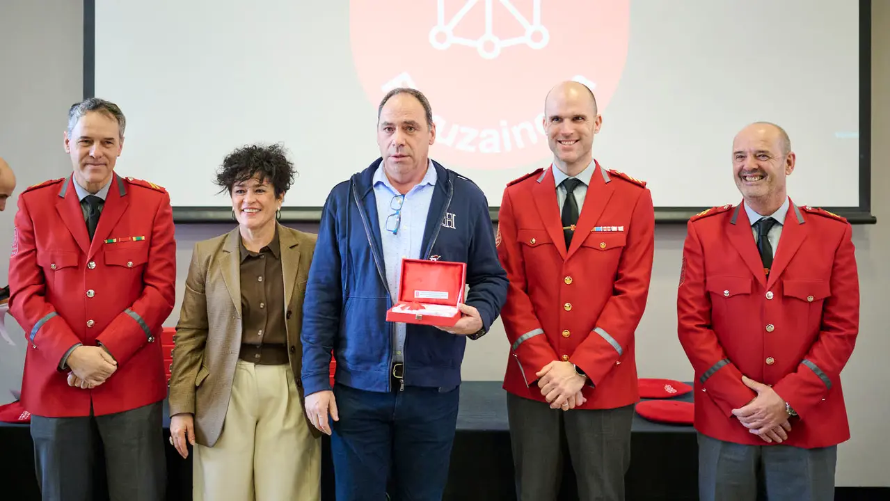 Homenaje a los agentes jubilados dentro de la semana del patr&oacute;n de la Polic&iacute;a Foral. PABLO LASAOSA
