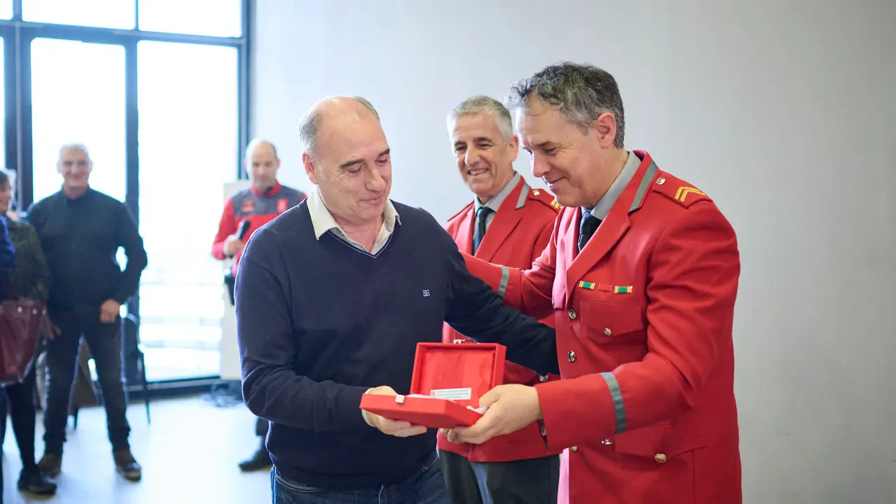 Homenaje a los agentes jubilados dentro de la semana del patr&oacute;n de la Polic&iacute;a Foral. PABLO LASAOSA